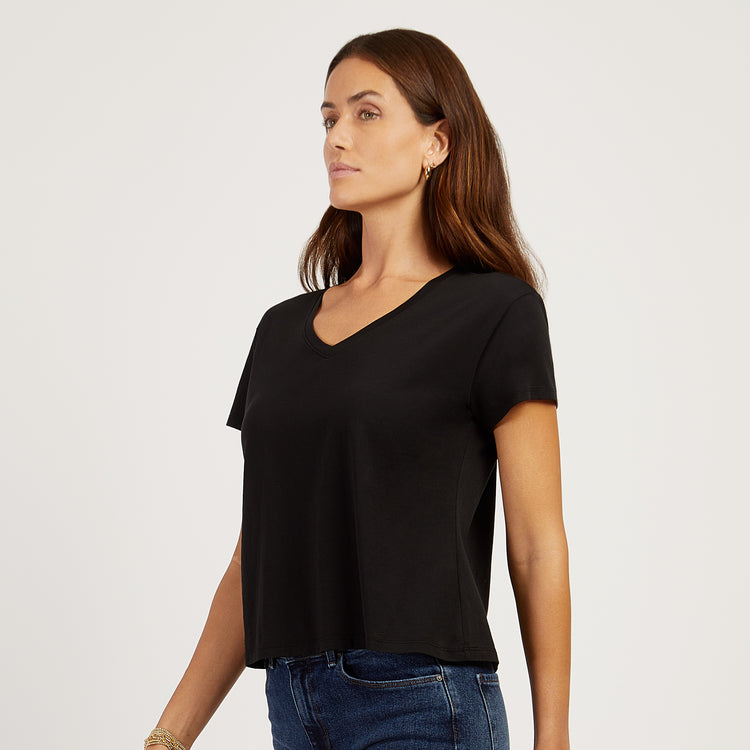 Women wearing Negro Cotton Relaxed V-Neck Tee