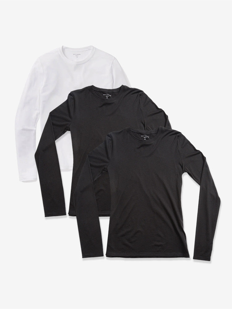 Women wearing 1 blanc/2 noirs Long Sleeve Crew Tee Marcy 3-Pack