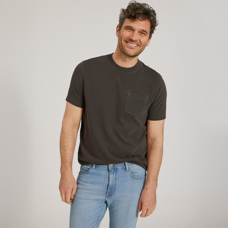 Men wearing Vintage Dark Moss Heritage Weighted Tee