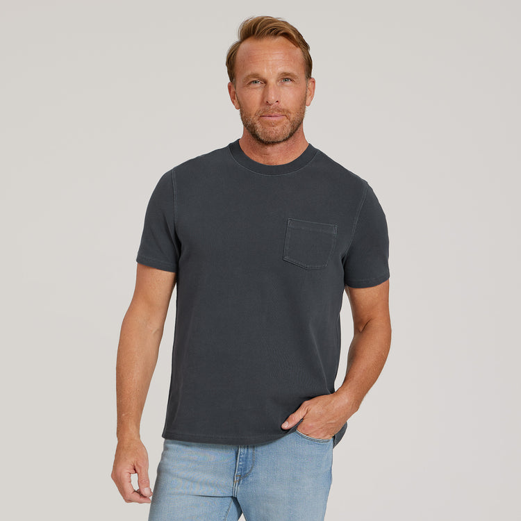 Men wearing Tinta azul vintage Cotton Jersey One Pocket Tee