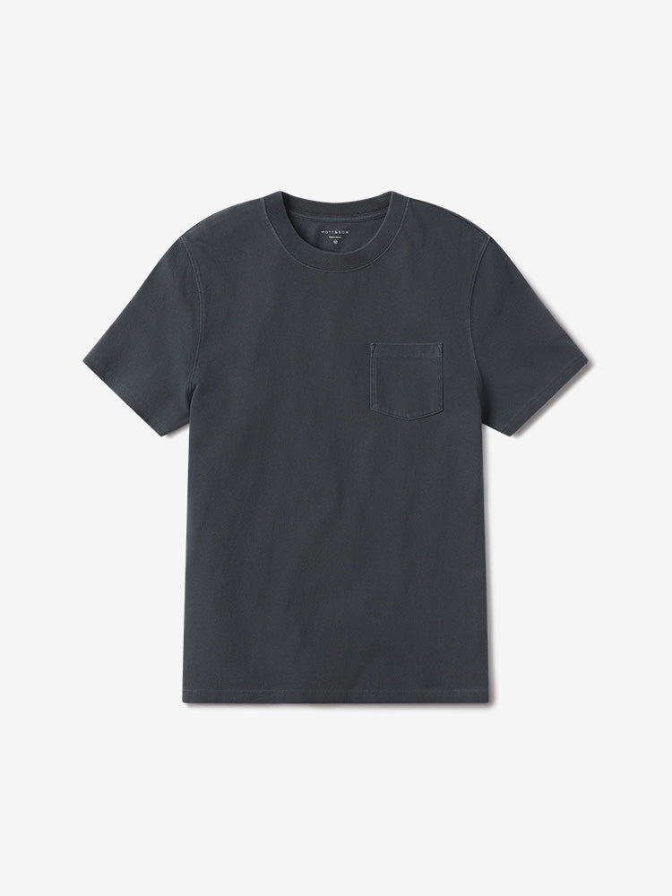 Men wearing Tinta azul vintage Cotton Jersey One Pocket Tee