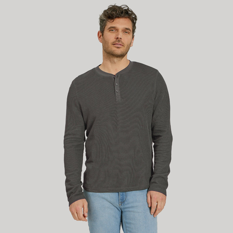Men wearing Dark Gray Cotton Waffle Curved Hem Henley