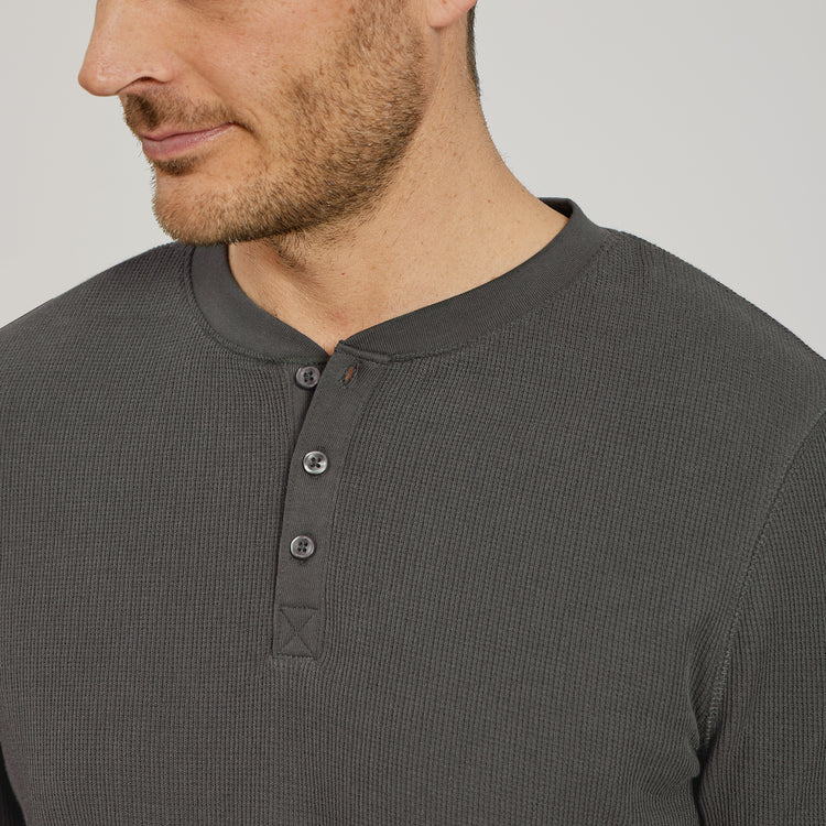 Men wearing Dark Gray Cotton Waffle Curved Hem Henley