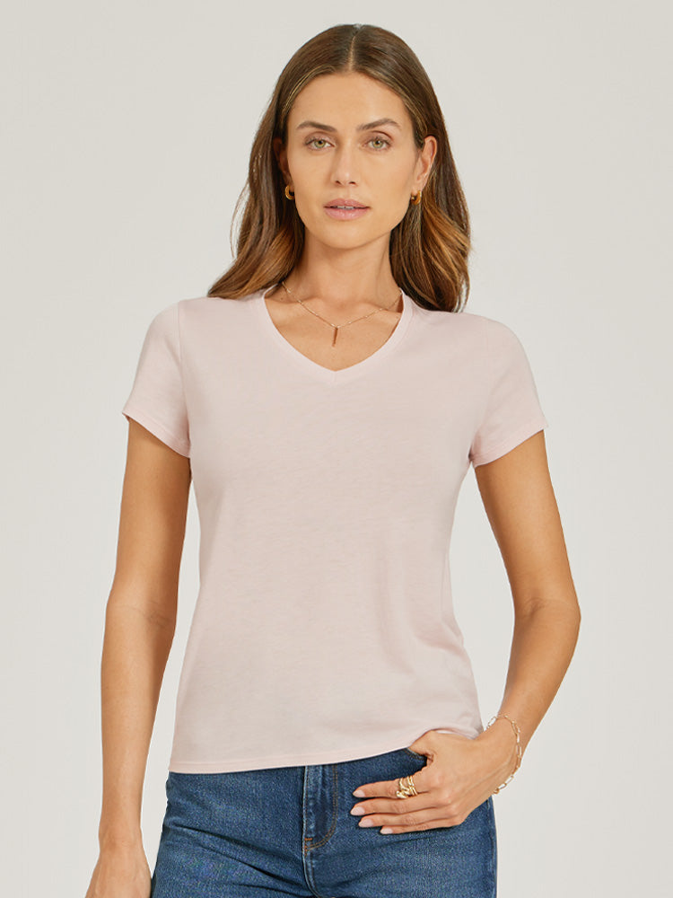 Women wearing Champán Fitted V-Neck Marcy Tee