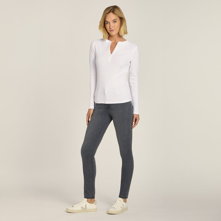 Women wearing Medium Gray High Rise Skinny Orchard Jeans