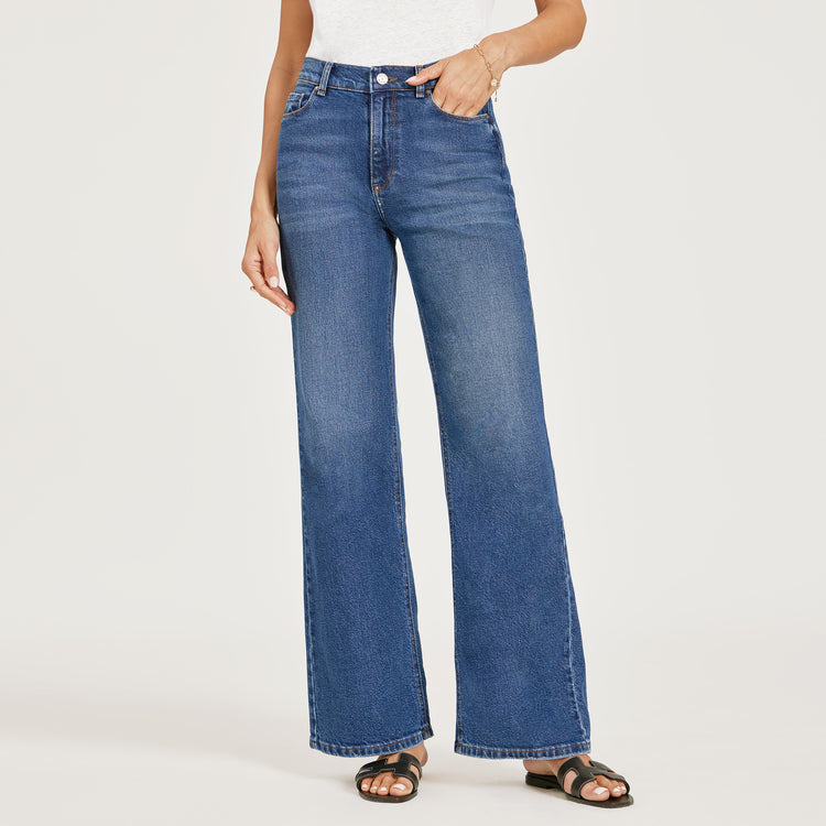 Women wearing Medium/Dark Blue High Rise Wide Leg Gilmore