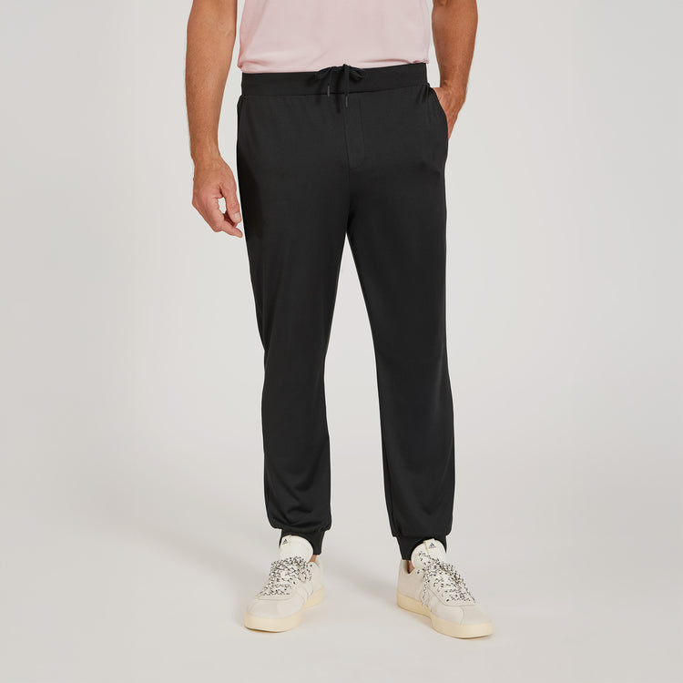 Men wearing Black Performance Stretch Jogger