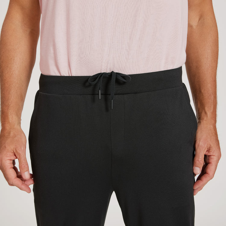 Men wearing Black Performance Stretch Jogger