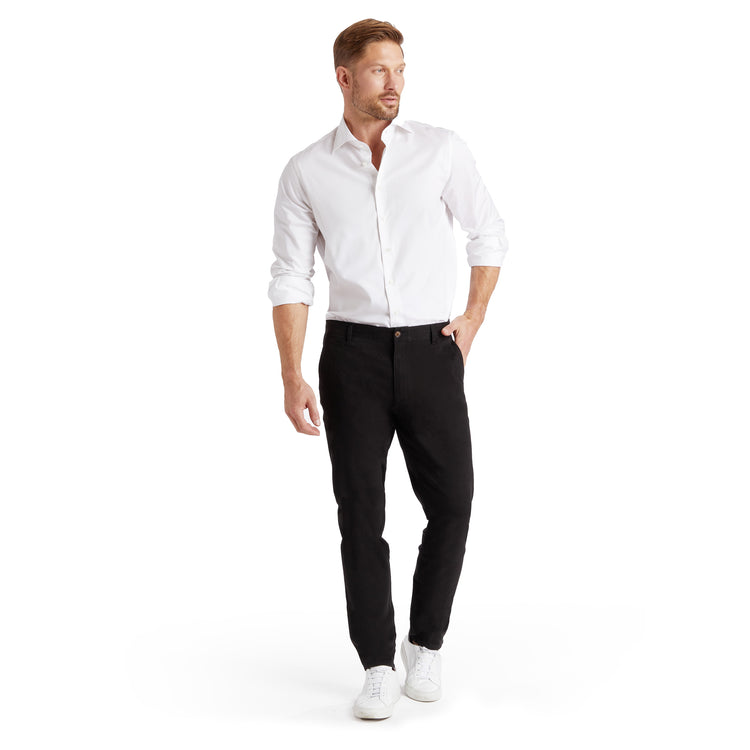 Men wearing Black Everyday Comfort Slim Chino Pants