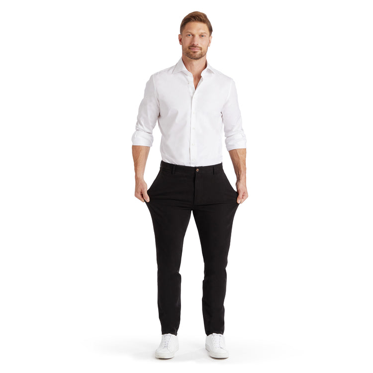 Men wearing Black Everyday Comfort Slim Chino Pants