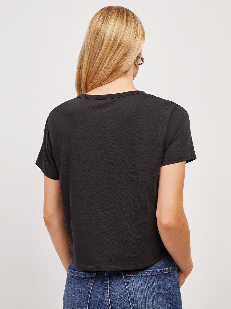 Women wearing Black Everyday Cotton One Pocket Crew Tee