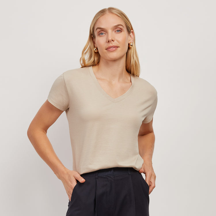 Women wearing Oat Everyday Cotton Relaxed V-Neck Tee
