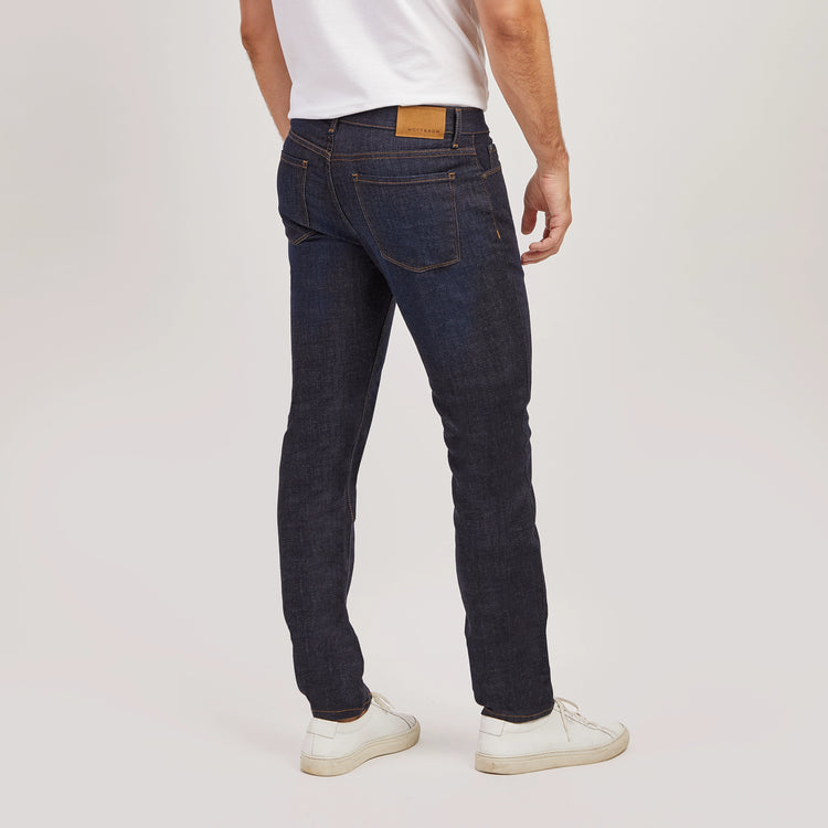 Men wearing Bleu Foncé All Blue Jeans