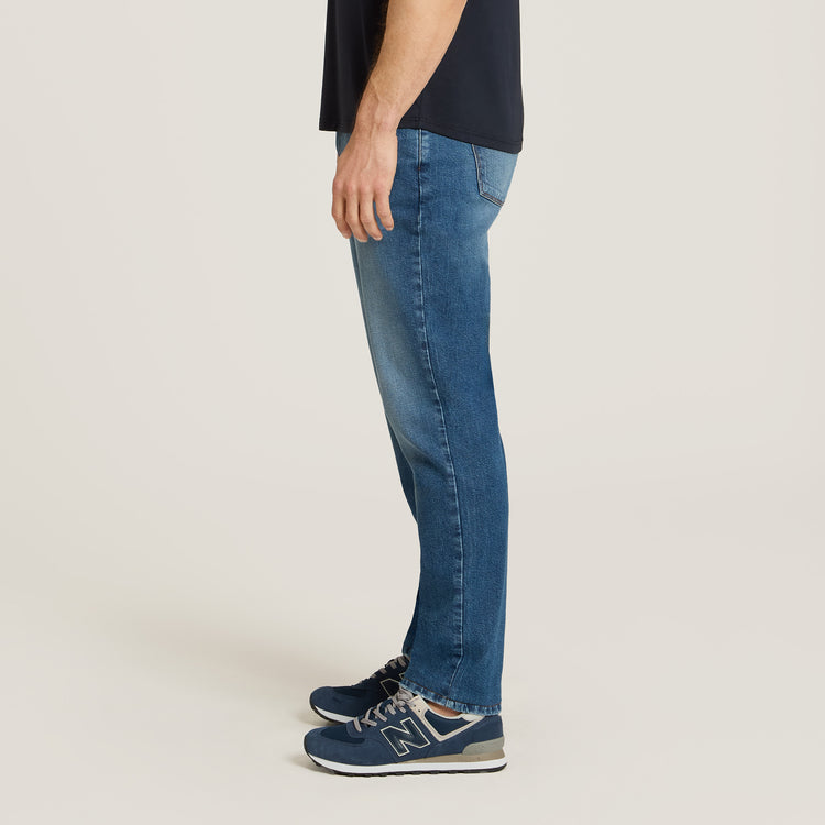 Men wearing Light/Medium Blue Slim Ridge Jeans