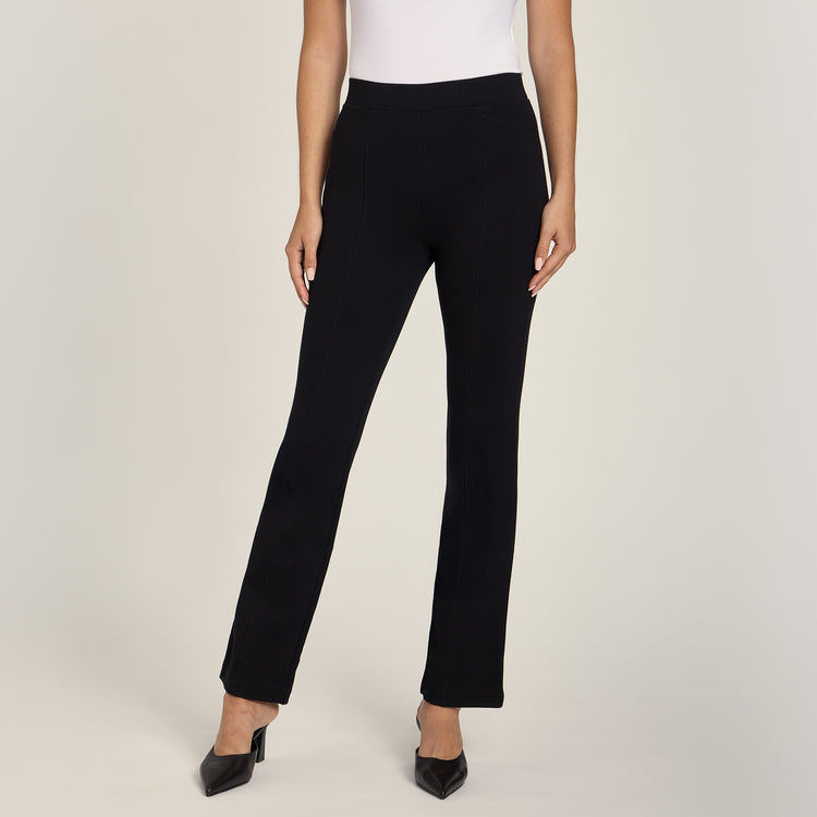 Women wearing Black Slim Knit Pant