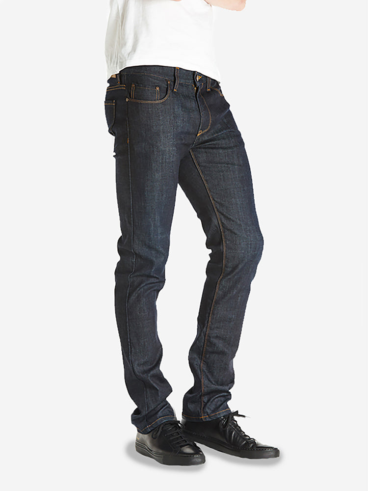 Men wearing Bleu Foncé All Blue Jeans
