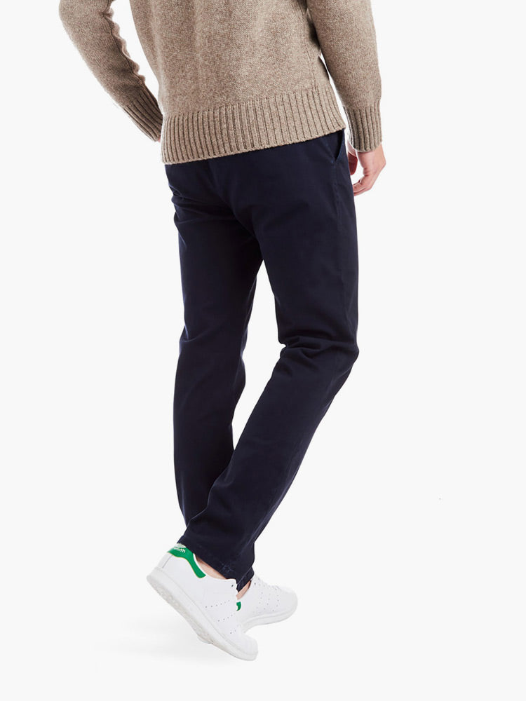 Men wearing Azul marino Everyday Comfort Slim Chino Pants