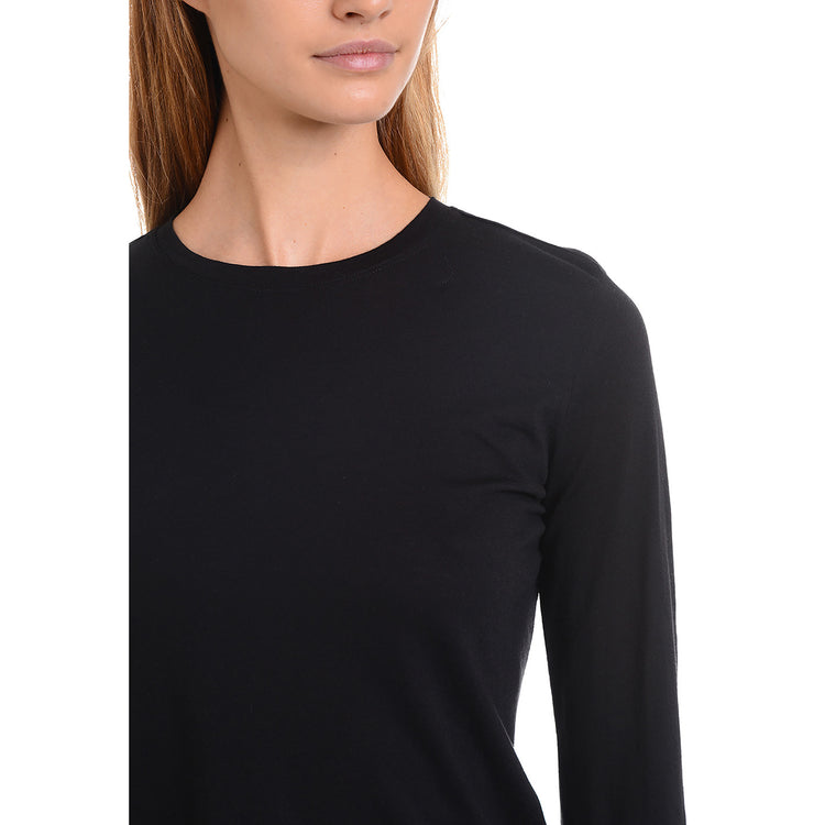 Women wearing Black Long Sleeve Crew Tee Marcy