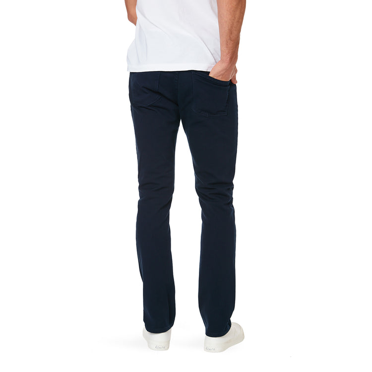 Men wearing Azul marino Slim Mercer Jeans