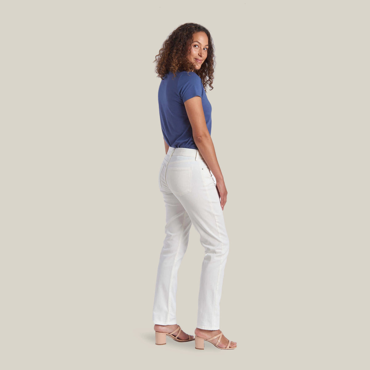 Women wearing Os Slim Boyfriend Mercer Jeans