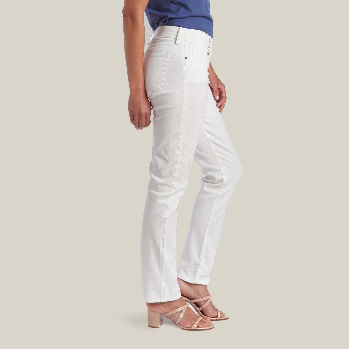 Women wearing Os Slim Boyfriend Mercer Jeans