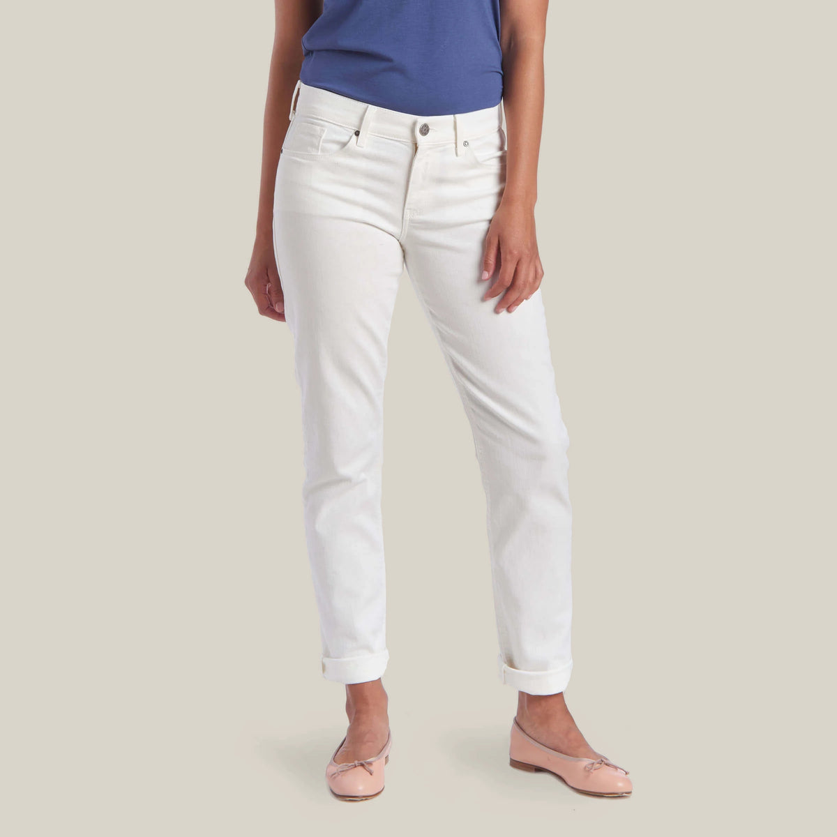 Women wearing Os Slim Boyfriend Mercer Jeans