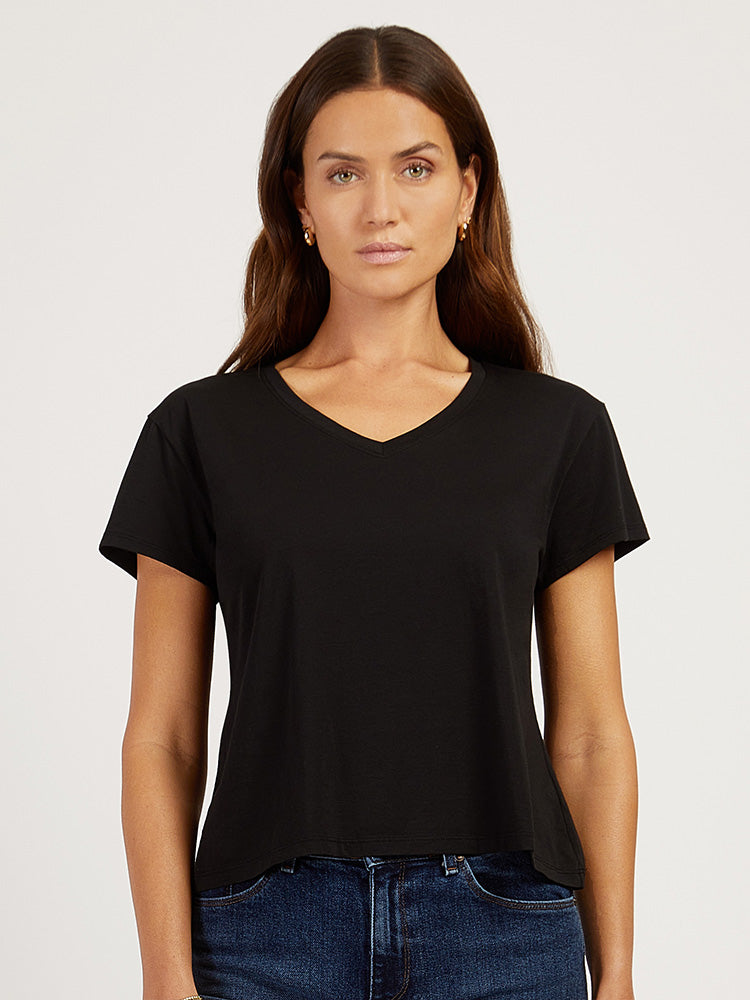 Women wearing Negro Cotton Relaxed V-Neck Tee