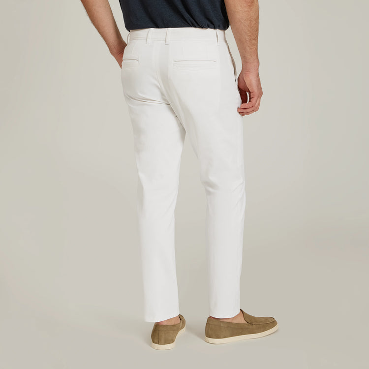 Men wearing White Everyday Comfort Slim Chino Pants