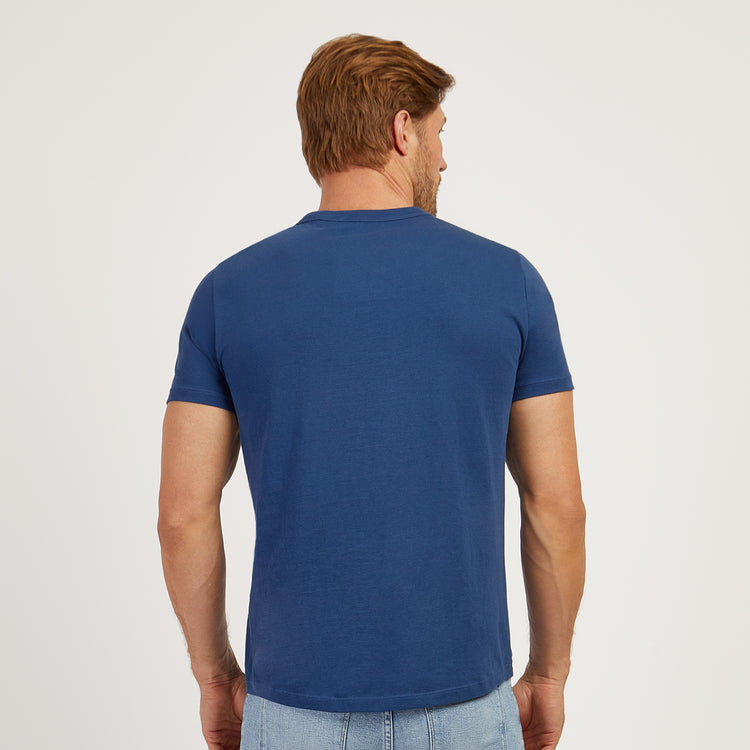 Men wearing Baltic Blue Curved Hem Driggs Tee