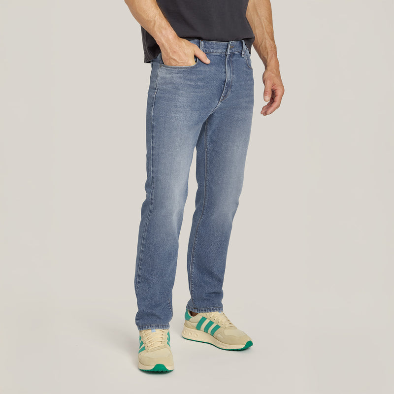 Men wearing Vintage Blue All Blue Jeans jeans