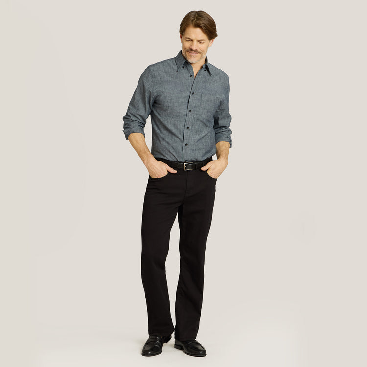 Men wearing Noir Straight Jay Jeans
