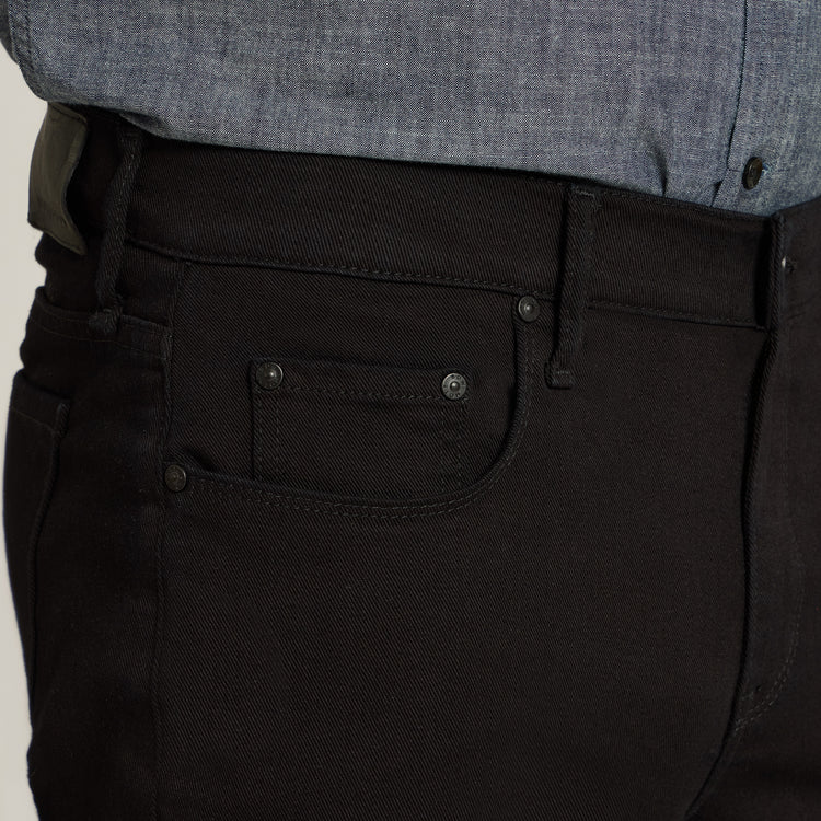 Men wearing Noir Straight Jay Jeans