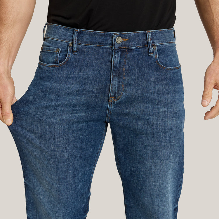 Men wearing Azul medio/claro Straight Wooster Jeans
