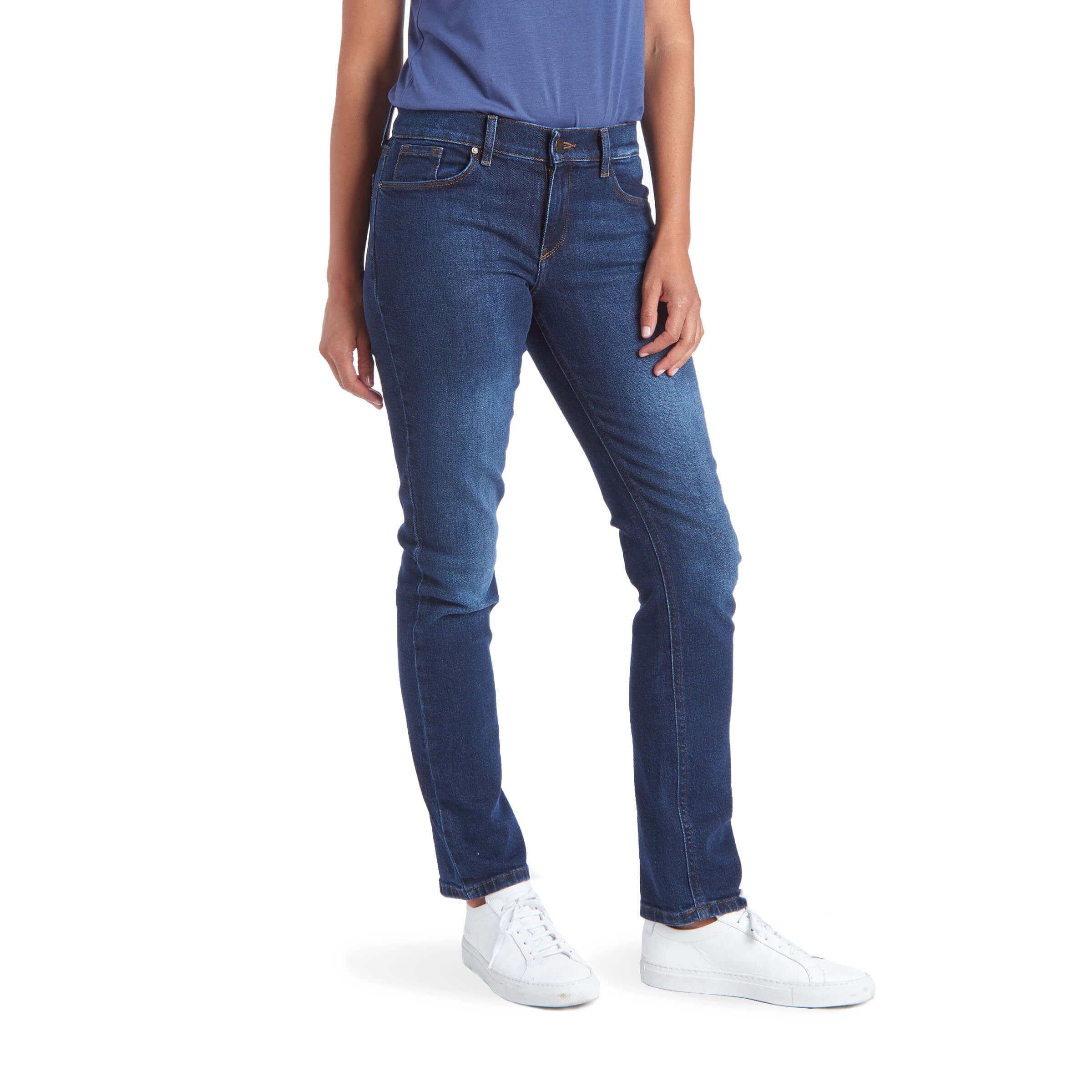 Women wearing Azul oscuro/medio Mid Rise Slim Straight Grand Jeans